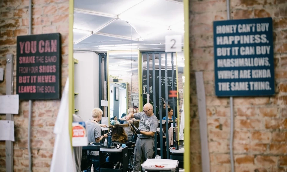 Салон красоты CAPSULAhair на 7-й линии В.О. - 3