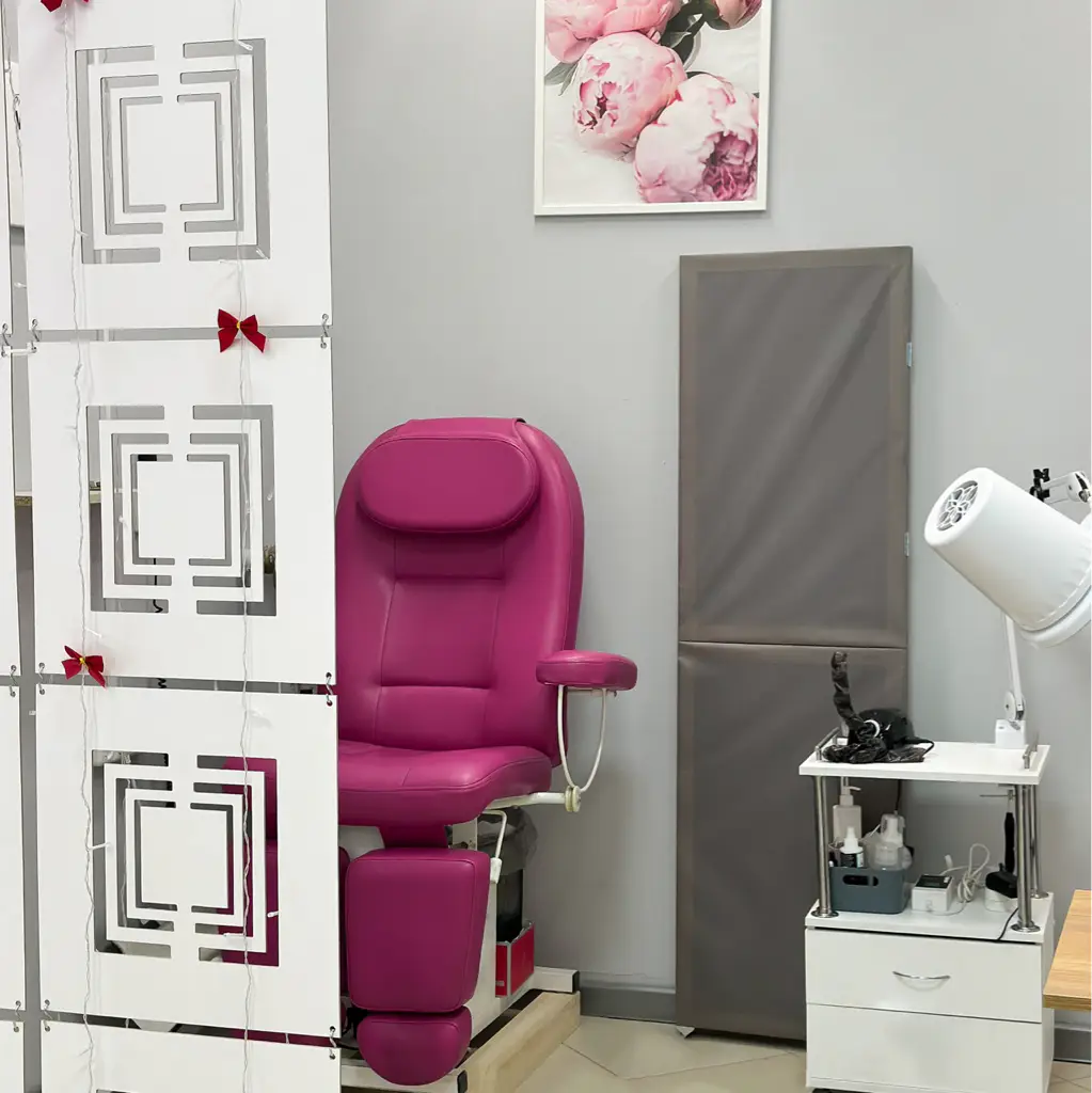 Салон красоты Студия ногтей ULANOVA NAILS - 5