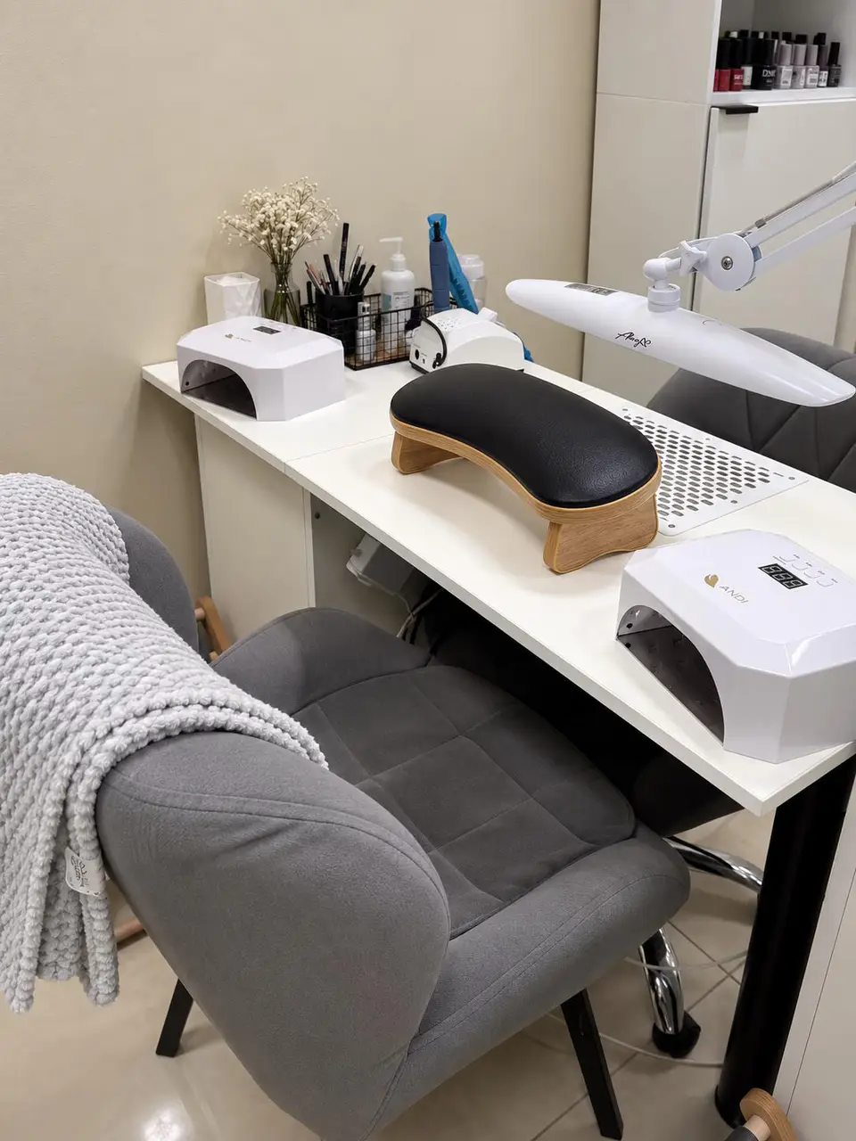 Салон красоты EB Nail Bar - 2
