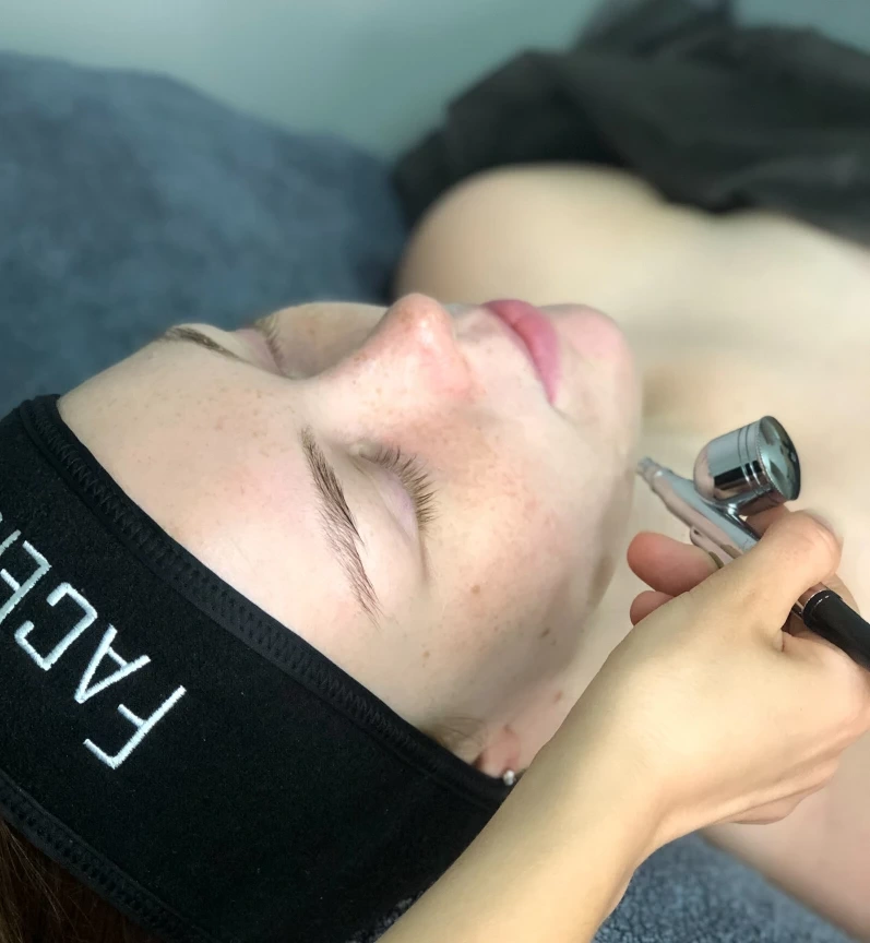 Салон красоты массажа лица FaceRoom на Малом проспекте В.О.