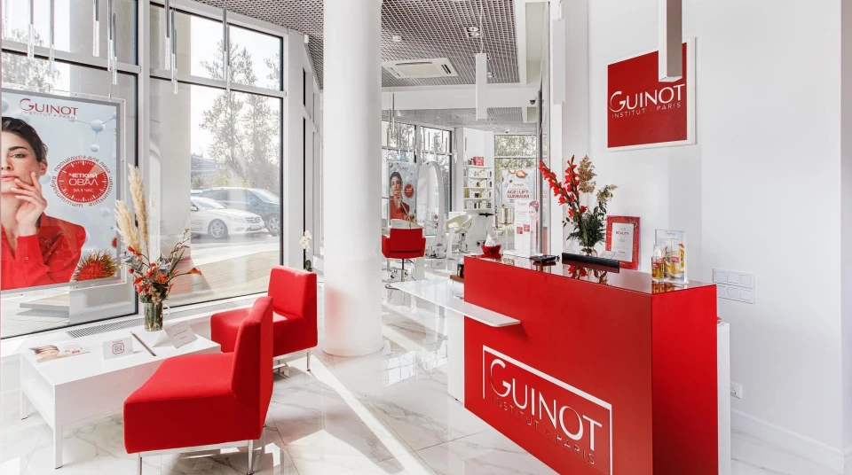 Салон красоты Центр эстетической косметологии Guinot на Ждановской улице - 3